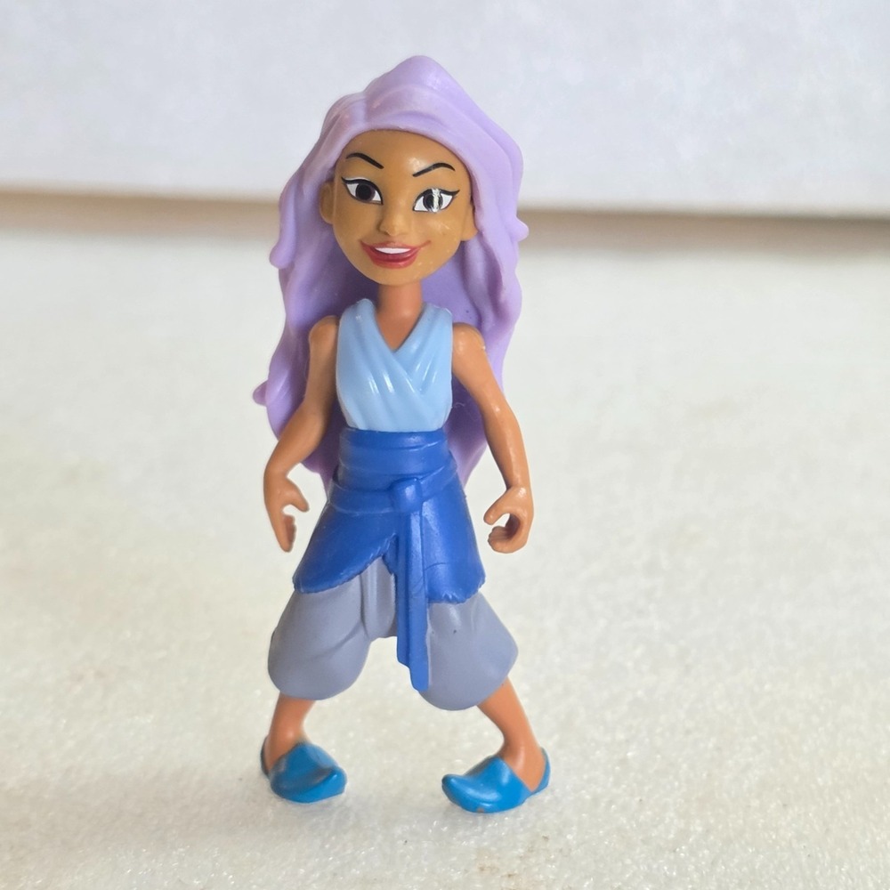 Disney Raya and the Last Dragon SISU Human Mini Figure Poseable 3 inch Toy